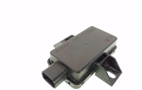 Mercedes-Benz CLA C117 X117 W117 Tire pressure control unit A0009008402
