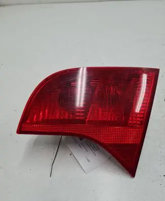 Audi A4 S4 B7 8E 8H Tailgate rear/tail lights 8E9945094