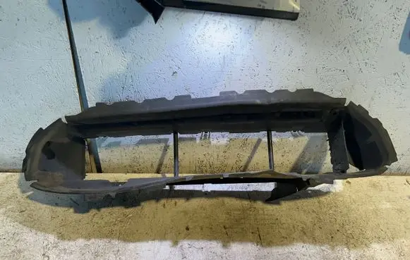 Ford Puma Intercooler air guide/duct channel WSSM4D670B1