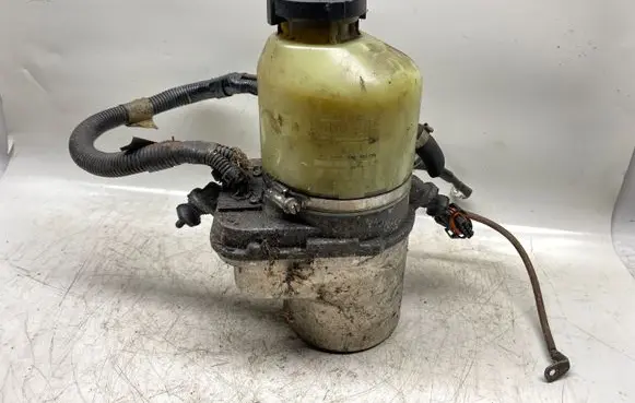 Opel Zafira B Power steering pump 1040085003094d0