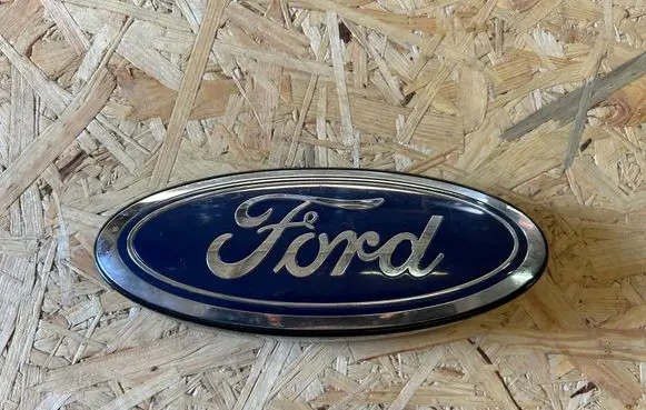 Ford Edge II Manufacturer badge logo/emblem FT4B8150K 27016289