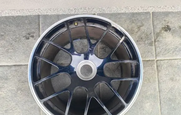 Audi R8 42 R18 alloy rim 11JX19