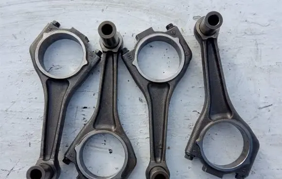 Suzuki SX4 Connecting rod/conrod 