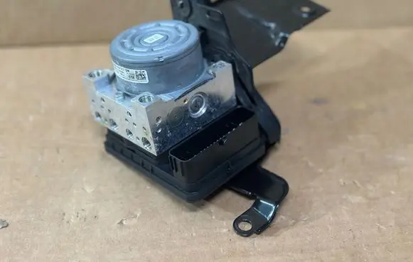 Audi Q3 F3 ABS Pump 5Q0614517DN 10022018824