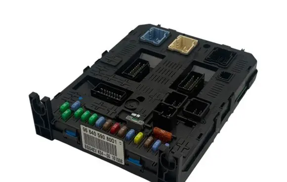 Citroen C5 Fuse module 966405908001 BSI04EVK04 161008