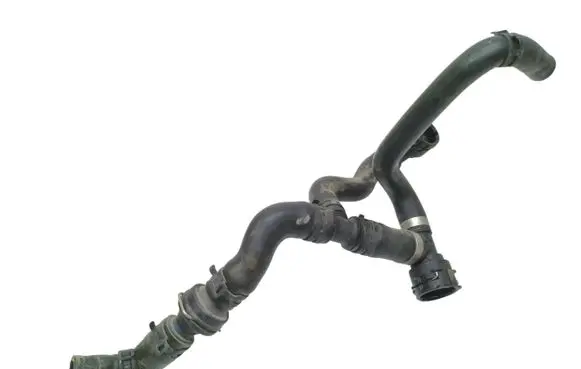 Engine coolant pipe/hose