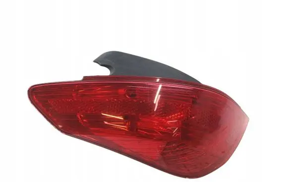Peugeot 308 Rear/tail lights 9680425780