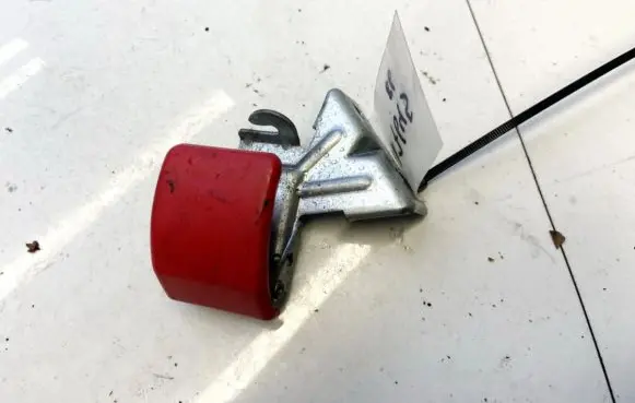 Volvo V50 Engine bonnet (hood) release handle