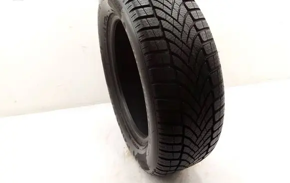 BMW X1 U11 R16 winter tire 