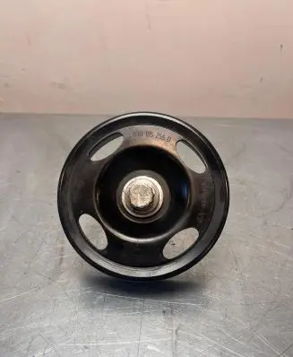 Volkswagen Golf VI Crankshaft pulley 03D105255D