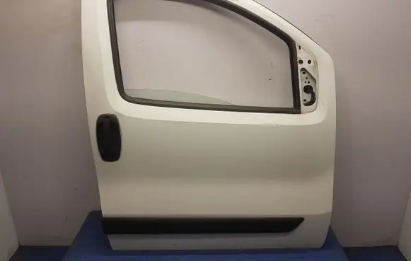 Fiat Fiorino Front door 249