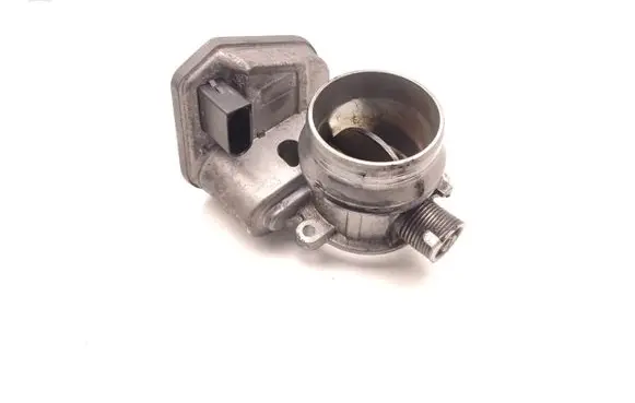 BMW 1 E82 E88 Electric throttle body valve 7804373 B03270549