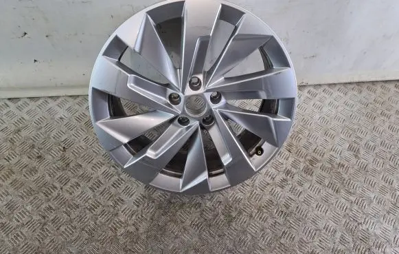 R19 alloy rim