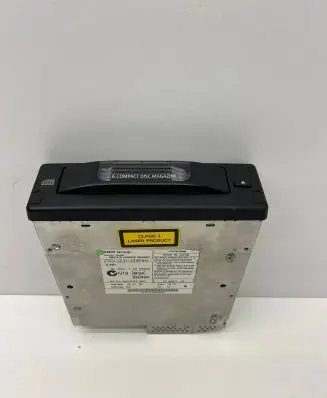 BMW 5 E60 E61 CD/DVD changer 9133077 65129133077 65126949694