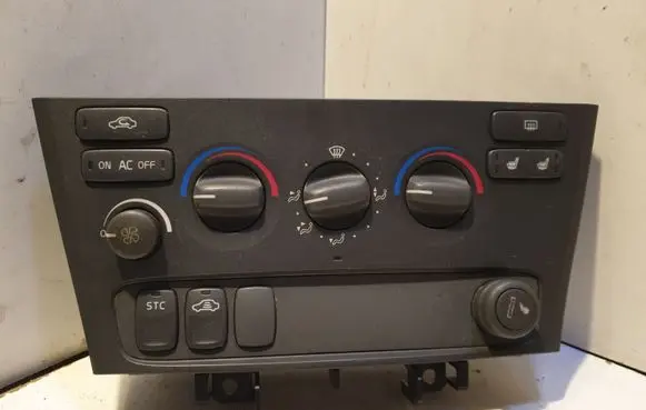 Volvo V70 Climate control unit 9452367