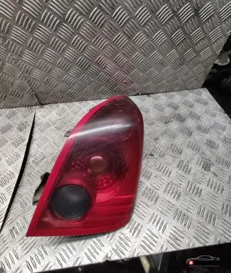 Nissan Primera Rear/tail lights