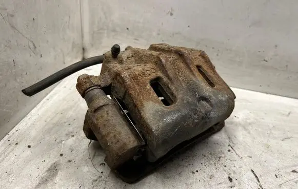 KIA Sorento Front brake caliper AD08410080
