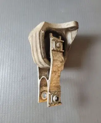 Volvo V90 Cross Country Gearbox mount 32139982
