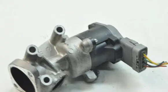 Jaguar XJ X350 EGR valve 4R8Q9D475BC