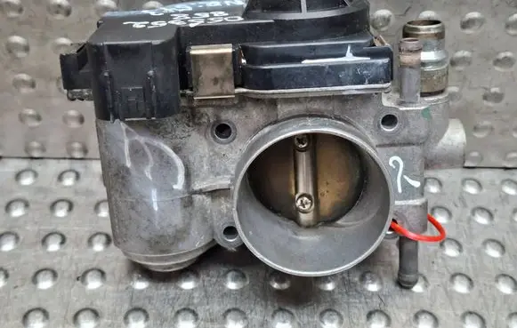 Opel Astra H Throttle body valve S26279543 055352858