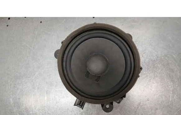 Volvo V50 Subwoofer speaker 30752084