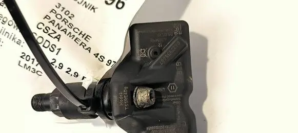 Volkswagen Phaeton Tire pressure sensor 
