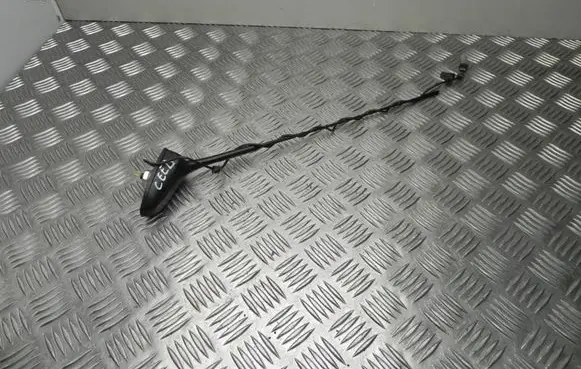 KIA Ceed Aerial antenna amplifier 962501H600 U329