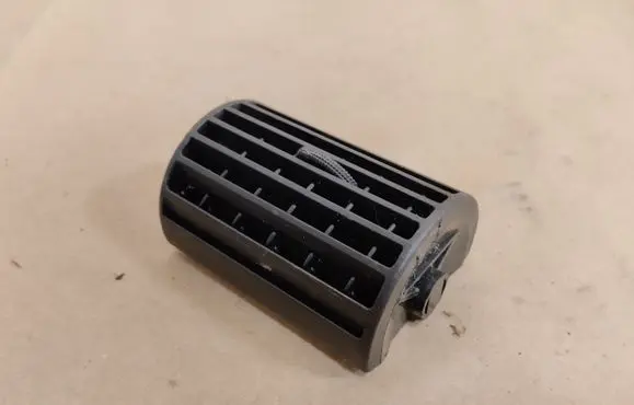 Audi A6 S6 C4 4A Dash center air vent grill