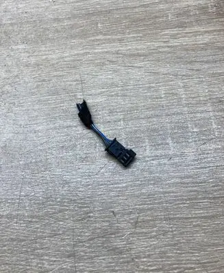 BMW 3 E90 E91 Plug wire 8377064