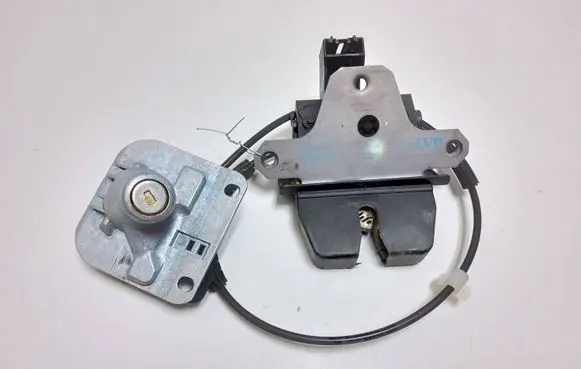 Volvo S60 Tailgate/trunk/boot lock/catch/latch 31278384