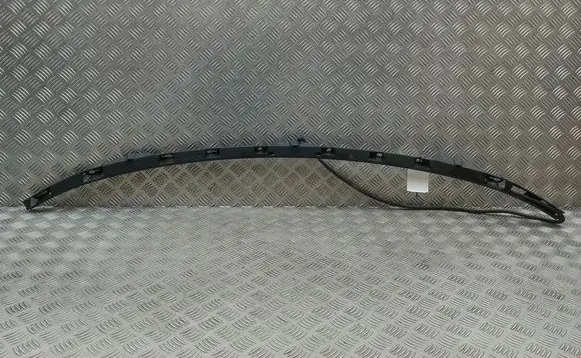 Mercedes-Benz GLE W167 Wiper trim A1678691200 A1678690900