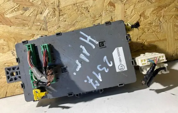 Honda Accord Fuse module 116RA000008