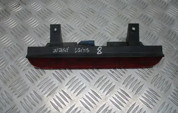 Suzuki Ignis Third/center stoplight