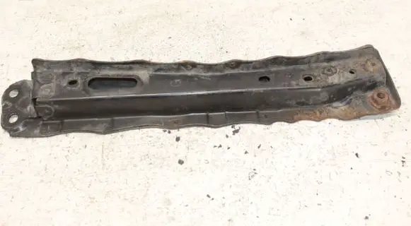 Toyota RAV 4 (XA40) Front subframe