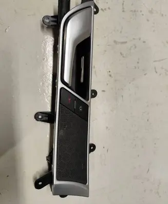 Audi A6 S6 C6 4F Front door interior handle 4F0837019C