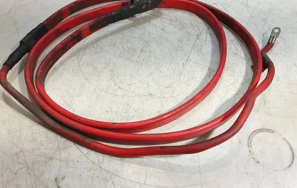 BMW 5 E60 E61 Positive cable (battery) 9176953 61055101 1882009
