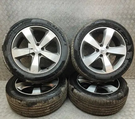Jeep Grand Cherokee (WK) R20 alloy rim 1WQ09TRMAB