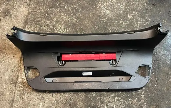 BMW 4 F36 Gran coupe Tailgate/boot cover trim set 7314637