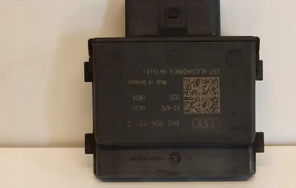 Audi A5 Fuel pump relay 4K0906121C