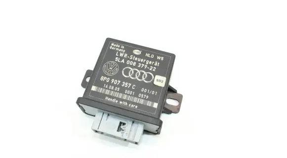 Audi A6 S6 C6 4F Light module LCM 8P0907357C 5LA00837922