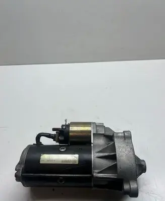 Peugeot 607 Starter motor D7R26 0641CGN