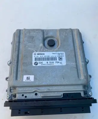 BMW 7 F01 F02 F03 F04 Engine control unit/module 8516754 0281018298 030155541