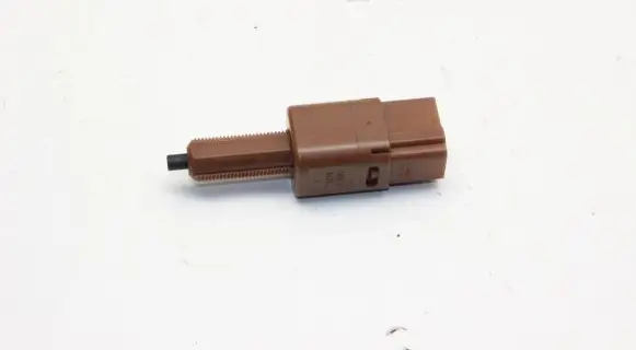 Infiniti Q50 Brake pedal sensor switch