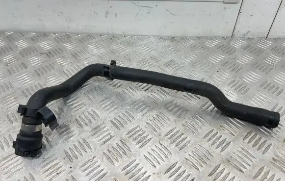 BMW 1 E81 E87 Engine coolant pipe/hose 16188010