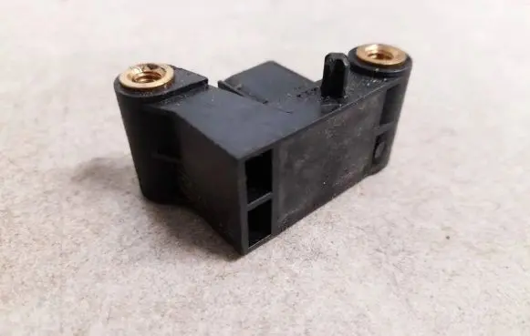 BMW 5 E60 E61 Airbag deployment crash/impact sensor 6977398 6577001335