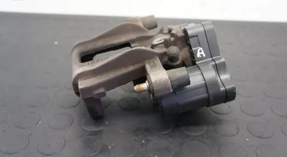 Volkswagen Golf VIII Rear brake caliper 5R3615405A