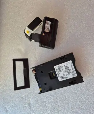 Audi A3 S3 8V Other devices 8V0919813B 9941400010