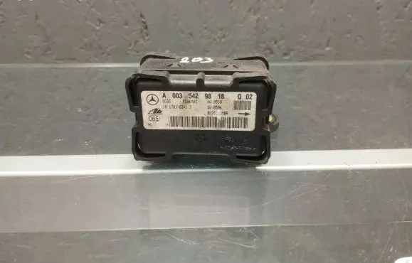 Mercedes-Benz C W203 ESP acceleration yaw rate sensor A0035429818 FD06M03 10170103413