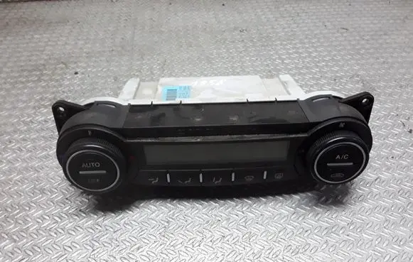 KIA Ceed Climate control unit 972501H602