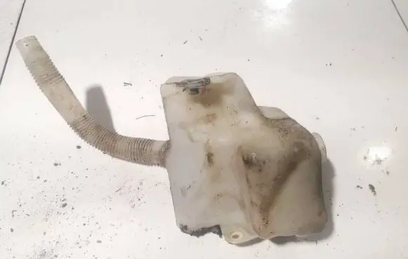 Volvo V50 Windshield washer fluid reservoir/tank 3M5117618AE